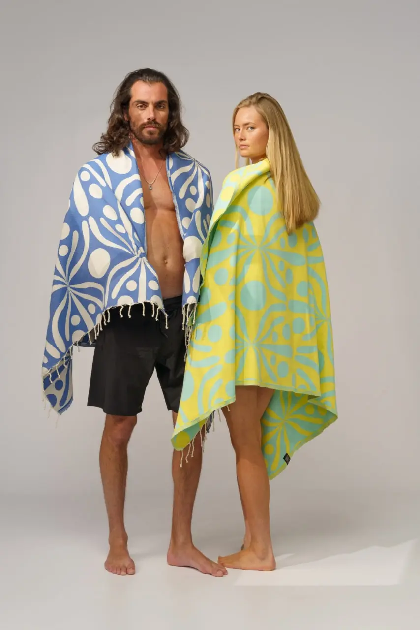 Futah - Flora Blue & White Beach Towel (6)