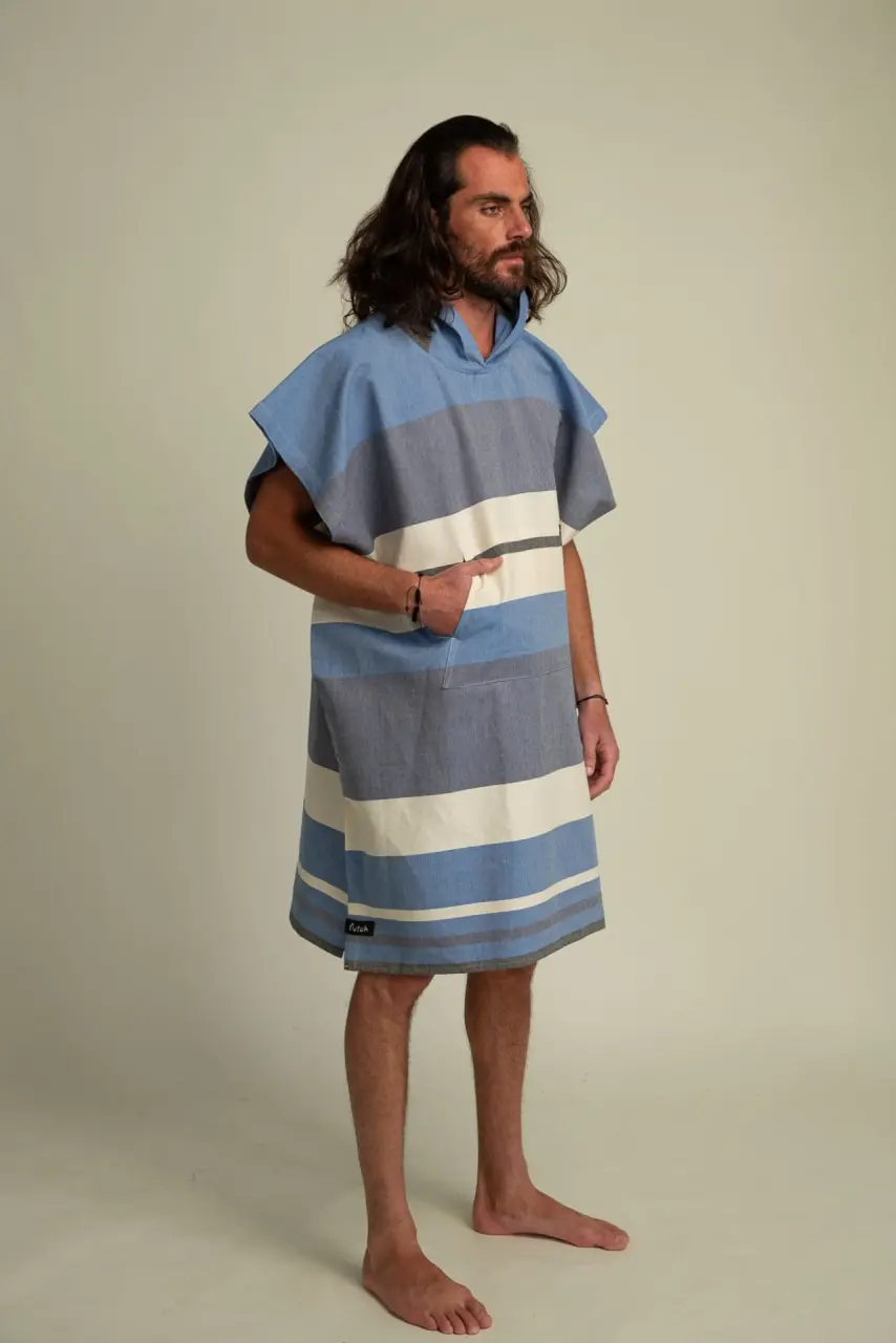 Futah - Papua Blue Adult Poncho (1)